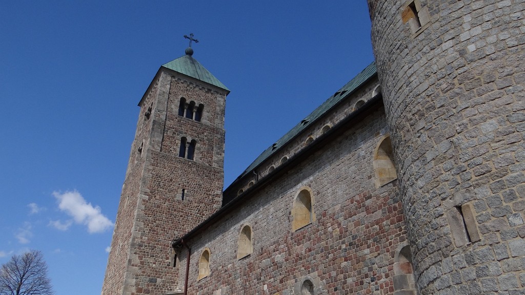 20150502_105631.jpg - Tum koło Łęczycy