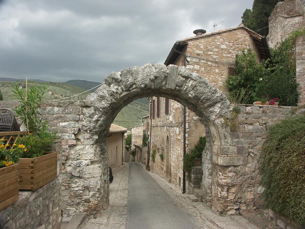 20070918_053.JPG - Spello
